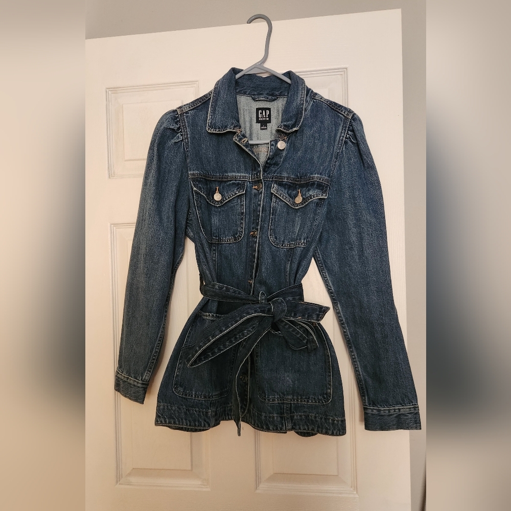 GAP Belted Utility Denim Jacket